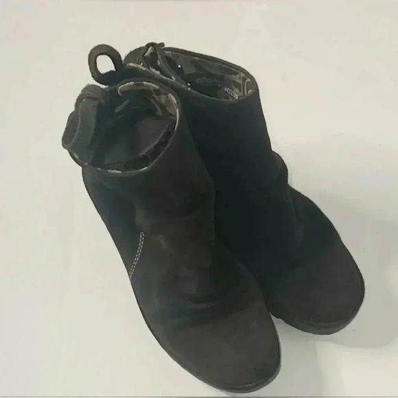 Fly London Yama Wedge Suede Army Green Lace Strap Ankle Bootie Sz7.5/ 8 US - Picture 5 of 12